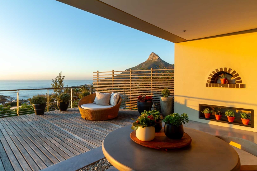 3 Bedroom Property for Sale in Camps Bay Western Cape